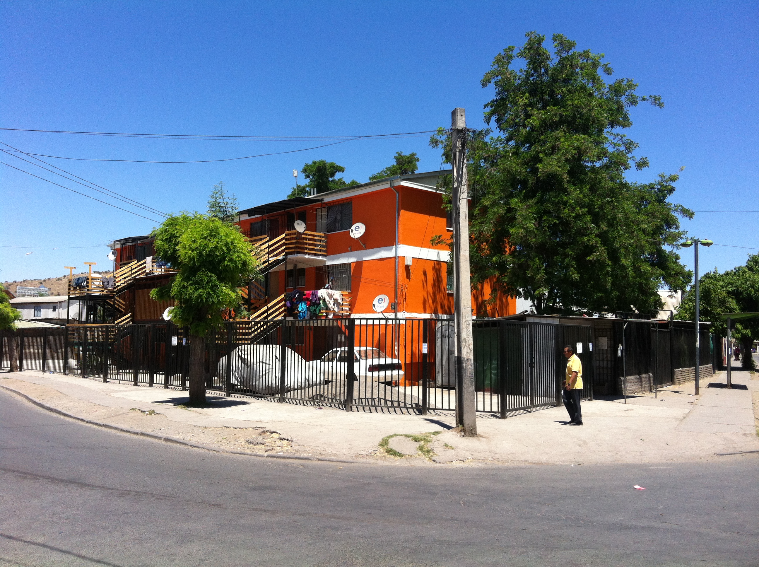 Obra de infraestructura comunitaria en terreno